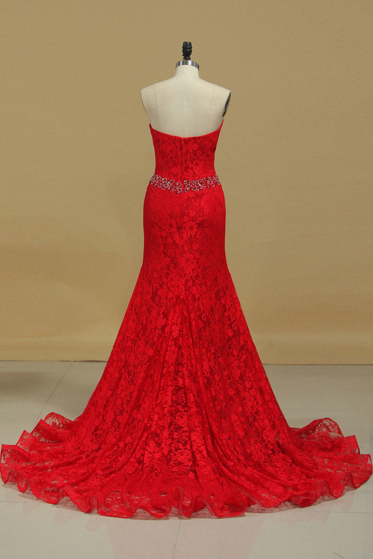 2023 Court Train Sweetheart Prom Dresses Mermaid Lace With Beading