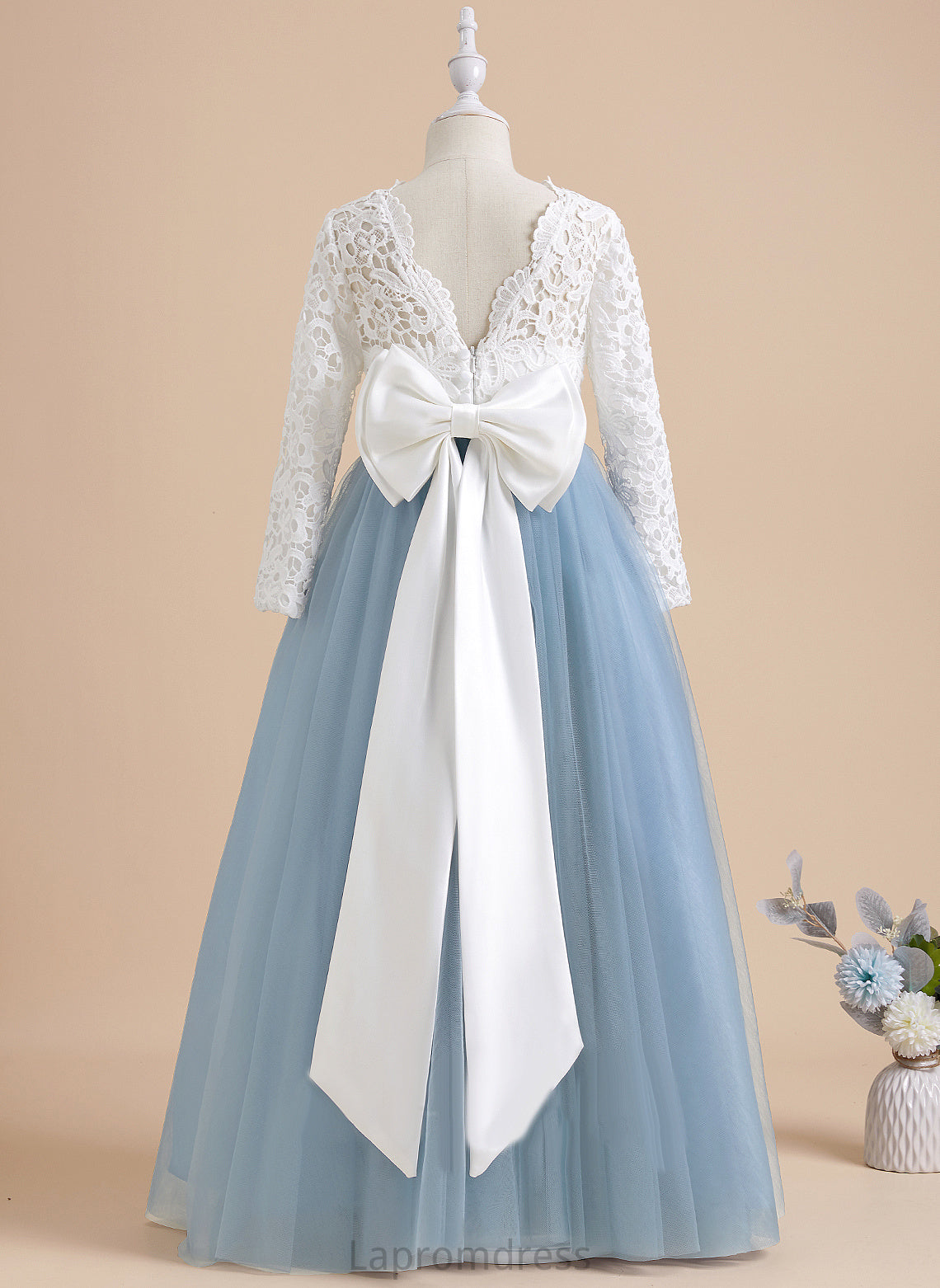 Bow(s)/V Tulle/Lace Ball-Gown/Princess Neck Girl Scoop Back Flower Girl Dresses Sleeves With Flower - Long Amina Dress Floor-length