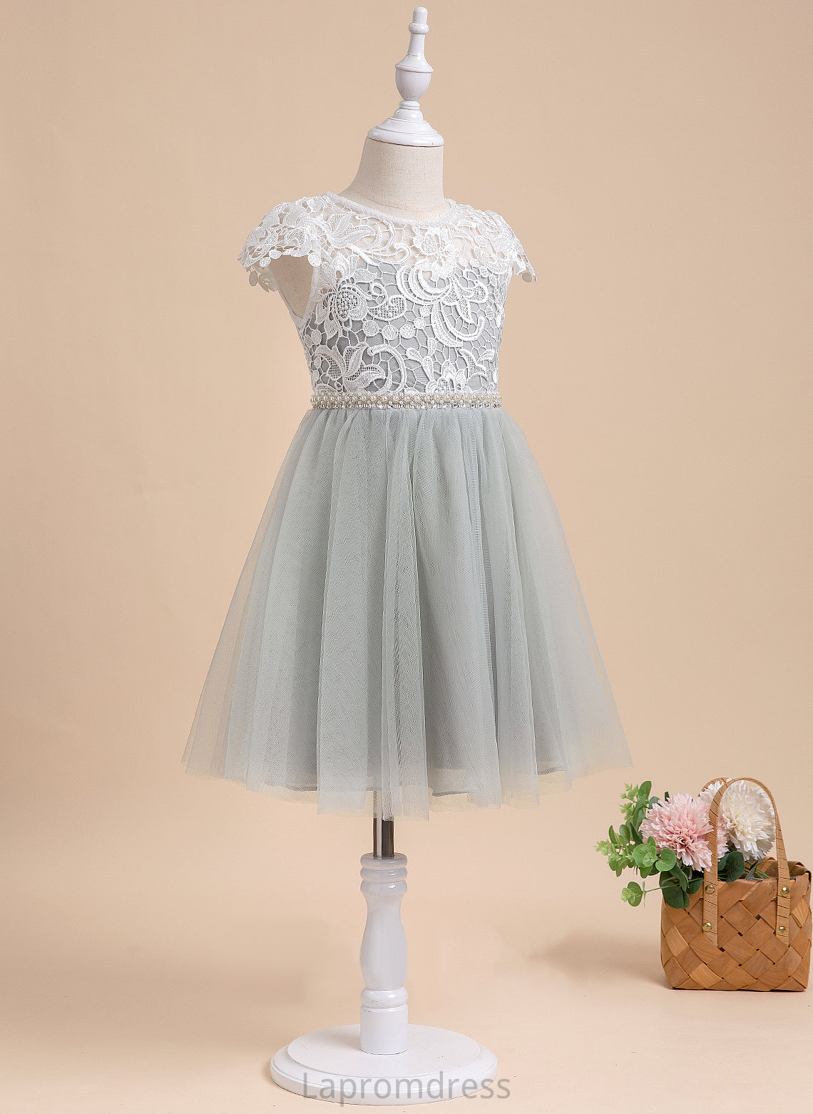 Flower Tulle - With Girl Neck Sleeves Lace/Beading/Sequins Knee-length Madison Flower Girl Dresses Dress Scalloped A-Line Short