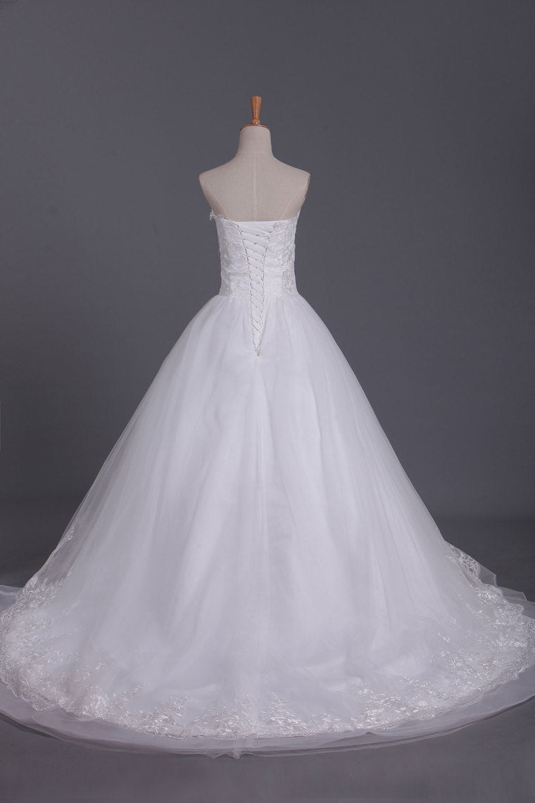 2023 Vintage Wedding Dresses Sweetheart A Line Tulle With Applique And Sash