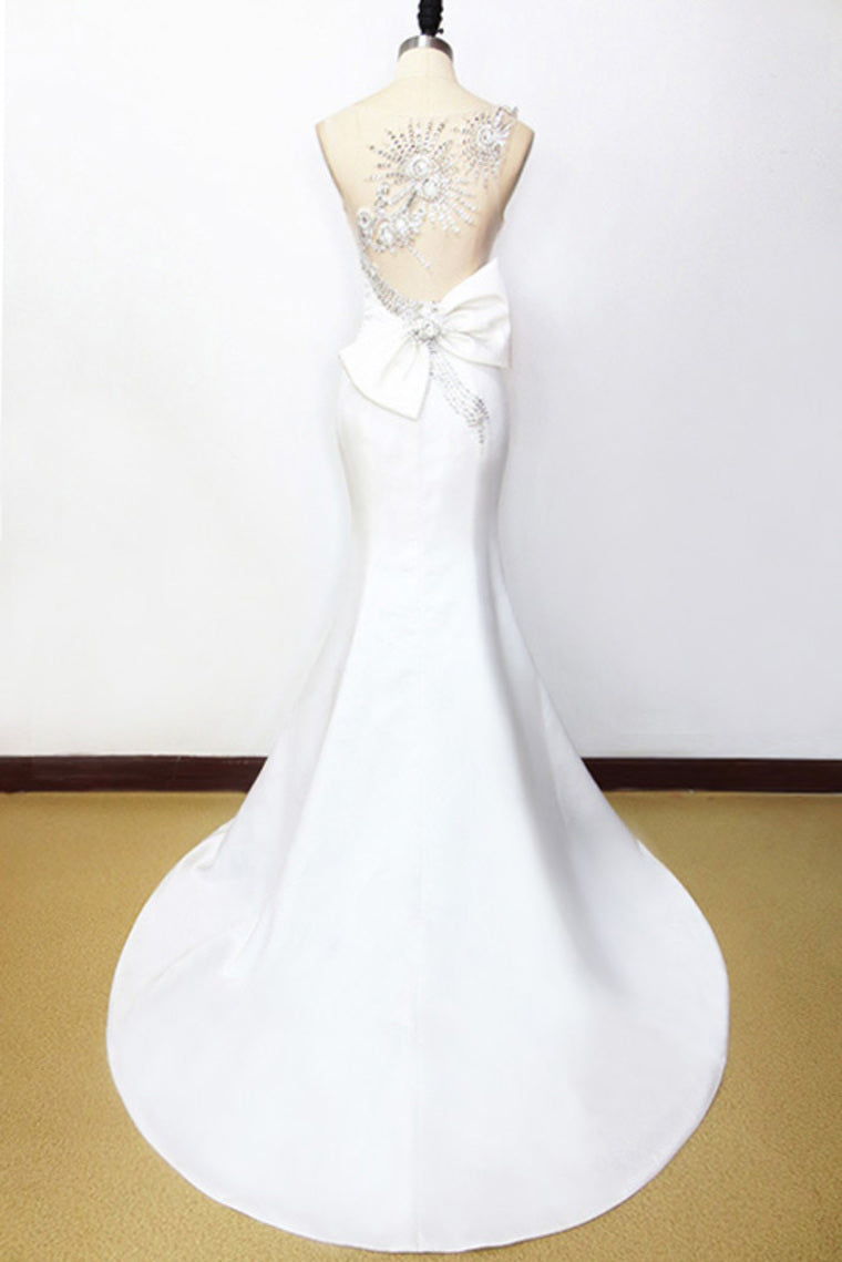 2023 Prom Dresses Mermaid White Satin With Beading