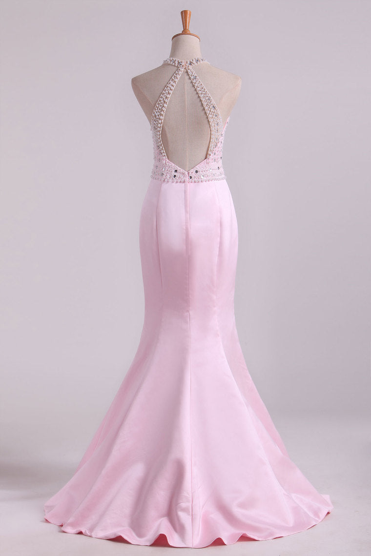 2023 Halter Floor Length Mermaid Prom Dresses Open Back Satin With Beads & Rhinestones