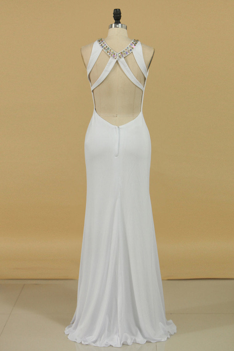 2023 New Arrival Scoop Open Back Prom Dresses With Beads And Slit Spandex Sheath