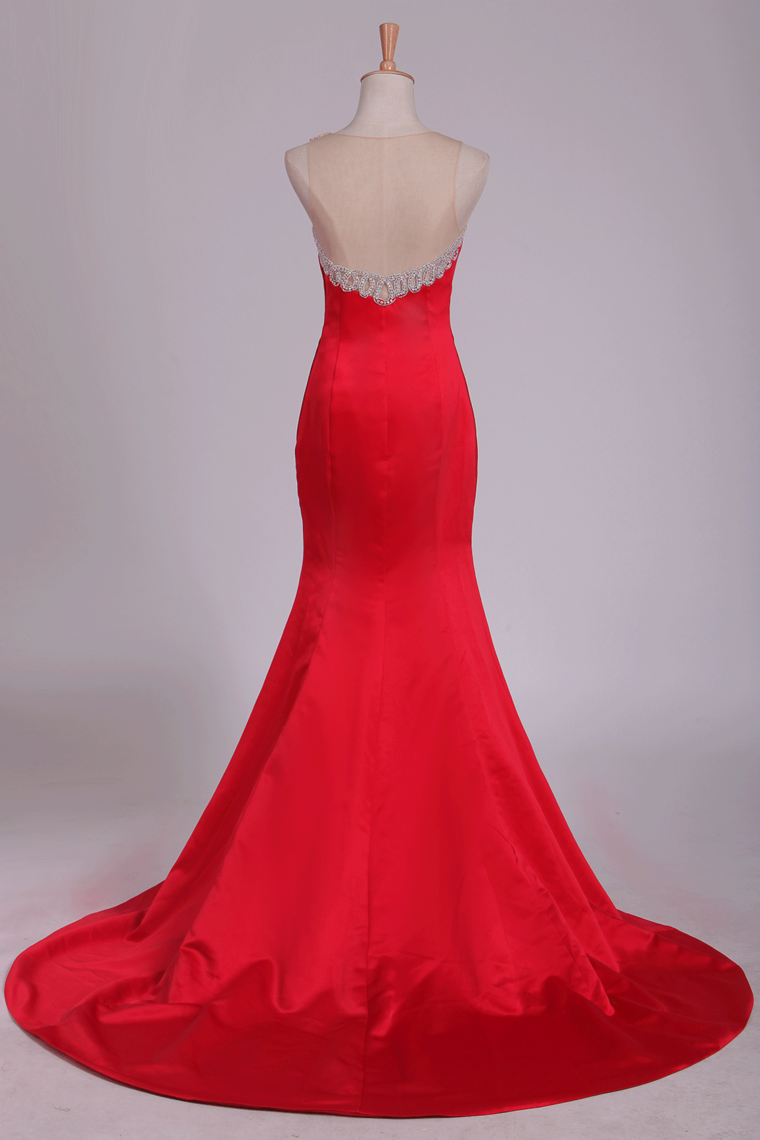 2023 New Arrival Scoop Prom Dresses Mermaid Satin With Beading